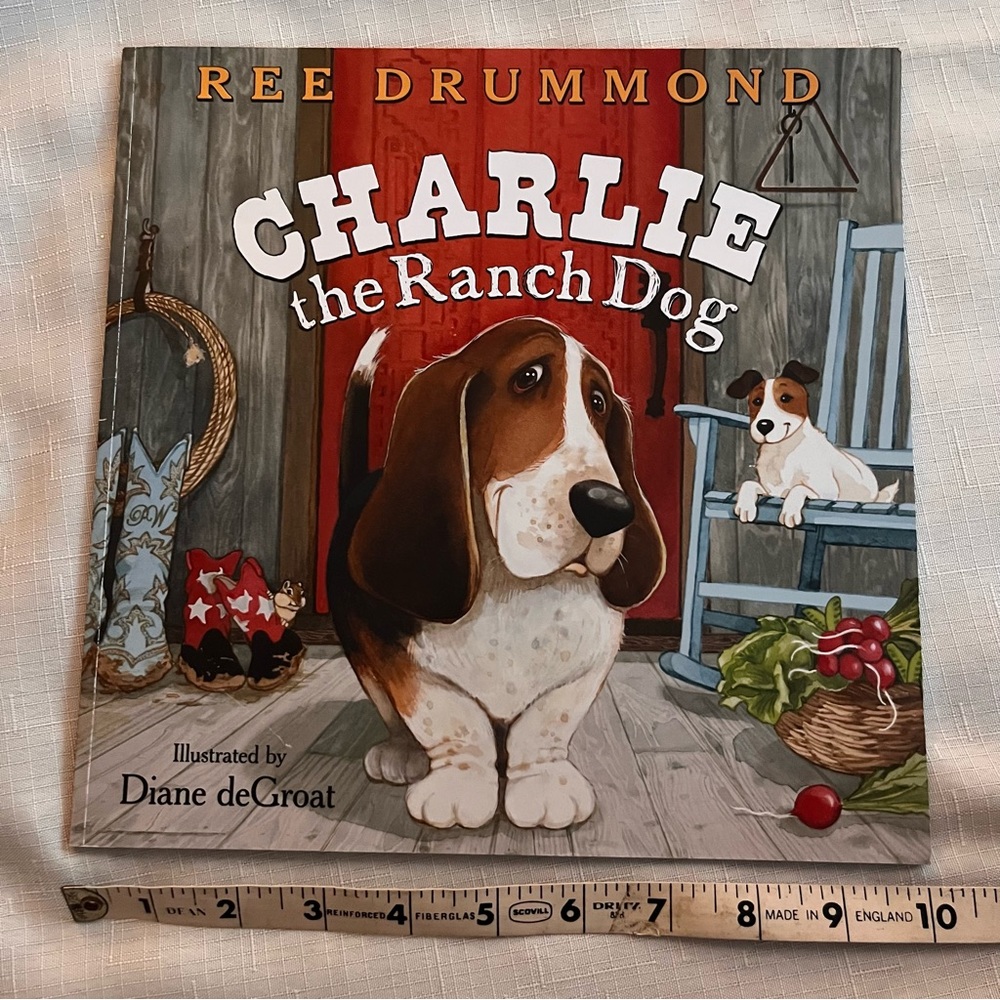 Charlie the Ranch Dog Book The Pioneer Woman Ree Drummond - Picture 6 of 6